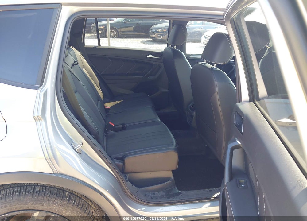 2024 VOLKSWAGEN TIGUAN VIN: 3VV8B7AX5RM128490