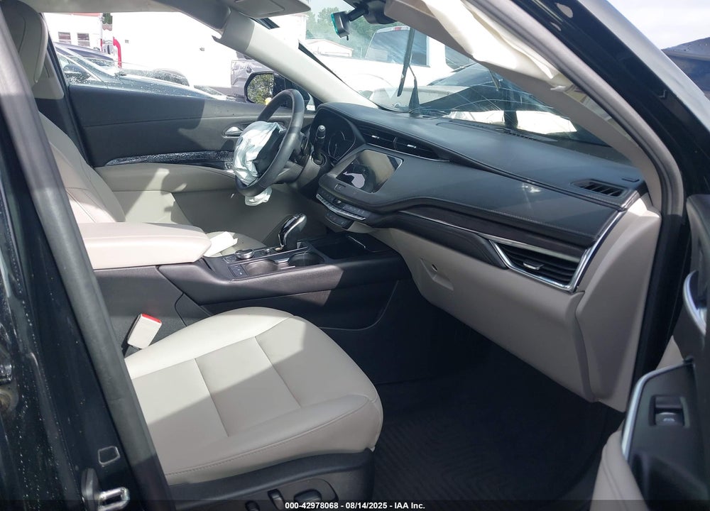 2020 CADILLAC XT4 VIN: 1GYAZAR48LF097403