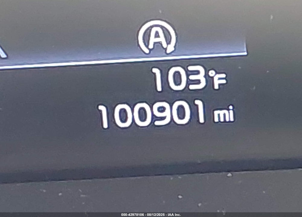 2023 KIA SOUL VIN: KNDJ23AU0P7190255