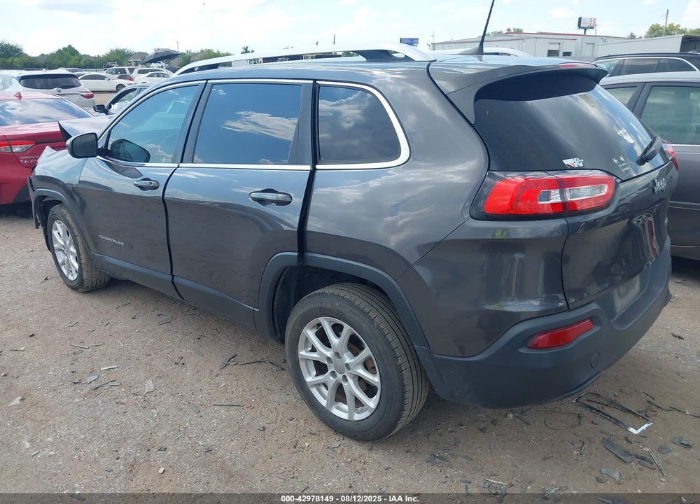 2018 JEEP CHEROKEE VIN: 1C4PJLLB8JD511198