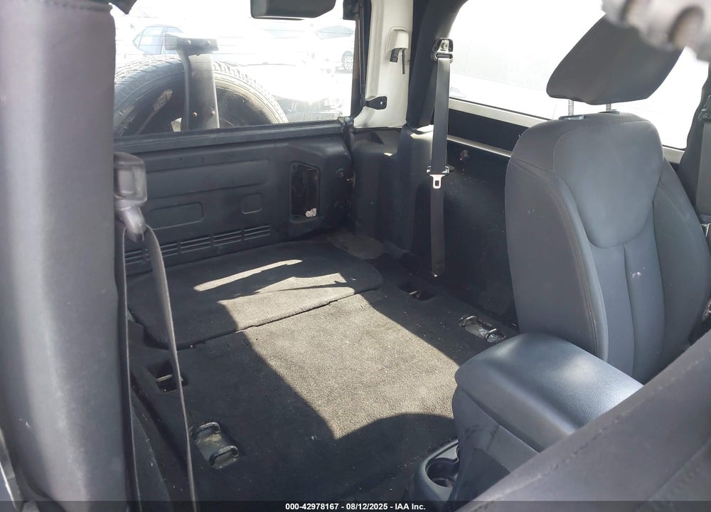 2014 JEEP WRANGLER / VIN: 1C4AJWAG2EL265928