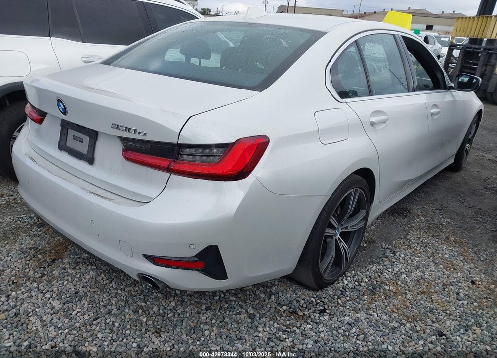 2021 BMW 3 SERIES VIN: WBA5P7C05MFJ81084