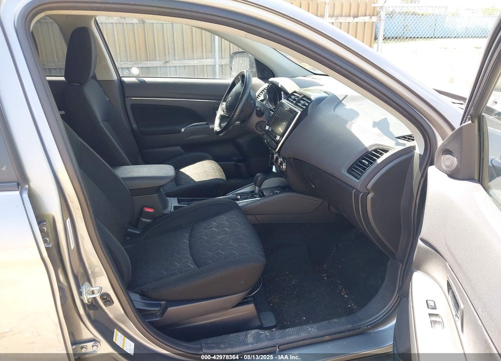 2021 MITSUBISHI OUTLANDER SPORT VIN: JA4ARUAU5MU017548