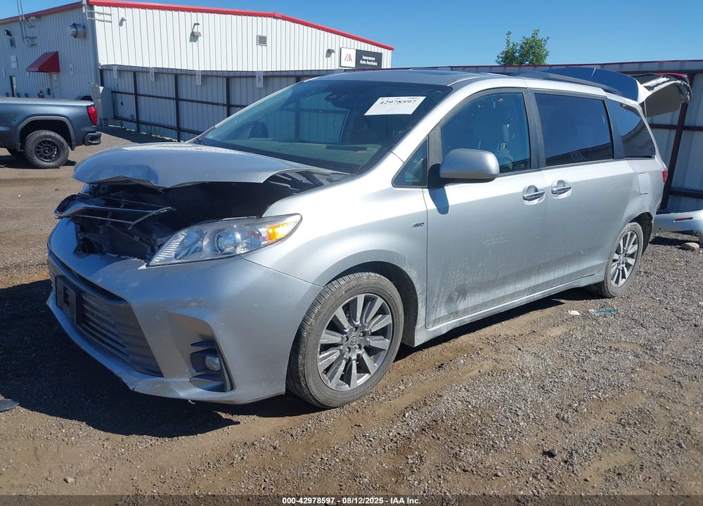 2020 TOYOTA SIENNA XLE VIN: 5TDDZ3DCXLS247668