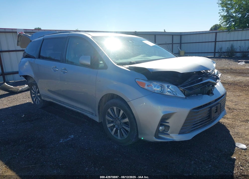 2020 TOYOTA SIENNA XLE VIN: 5TDDZ3DCXLS247668