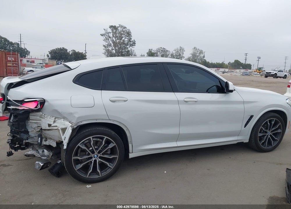 2023 BMW X4 VIN: 5UX33DT04P9R33721