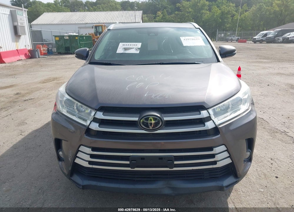 2019 TOYOTA HIGHLANDER VIN: 5TDKZRFHXKS558583