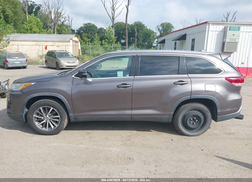 2019 TOYOTA HIGHLANDER VIN: 5TDKZRFHXKS558583