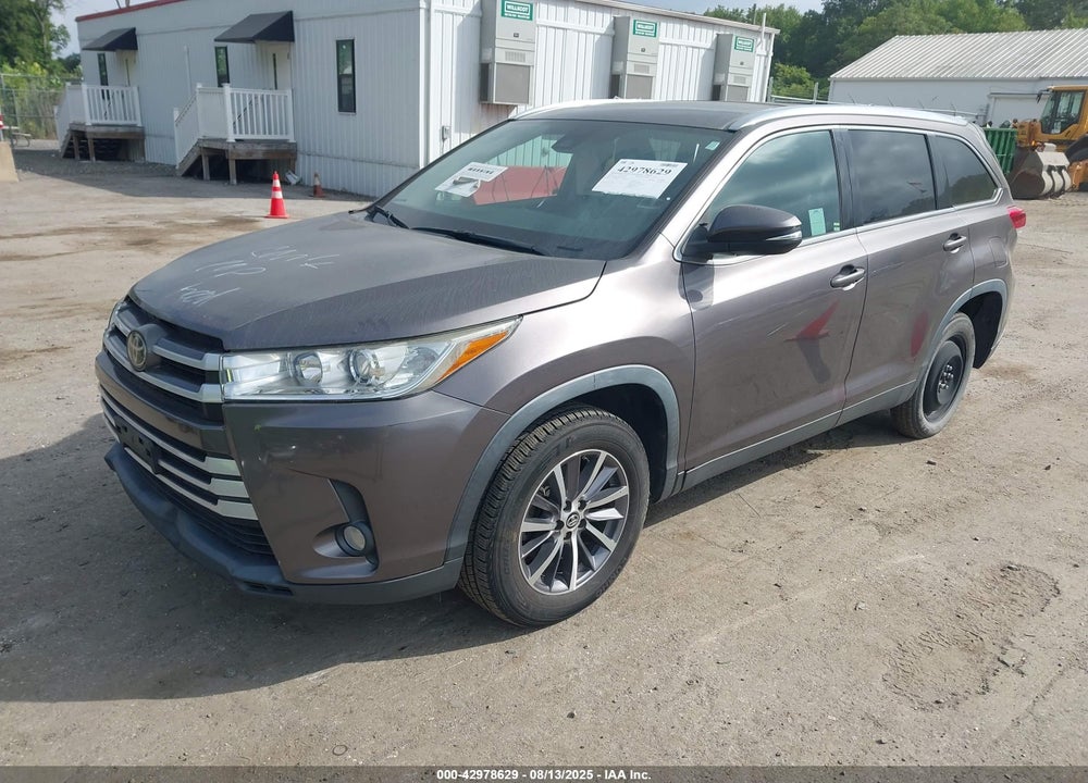 2019 TOYOTA HIGHLANDER VIN: 5TDKZRFHXKS558583