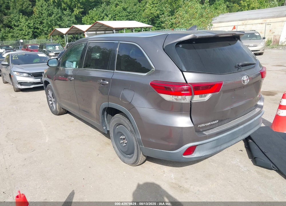 2019 TOYOTA HIGHLANDER VIN: 5TDKZRFHXKS558583