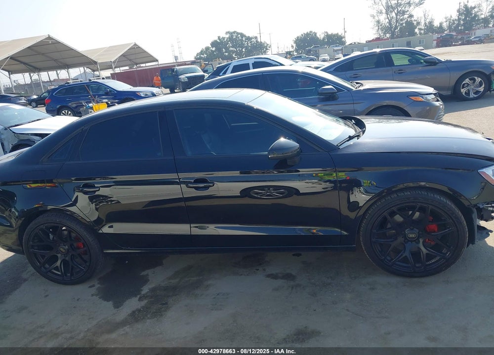 2018 AUDI A3 VIN: WAUAUGFF7J1013446