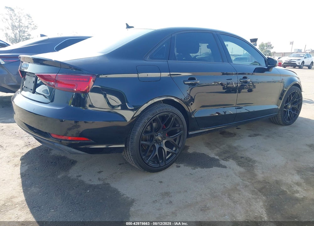 2018 AUDI A3 VIN: WAUAUGFF7J1013446