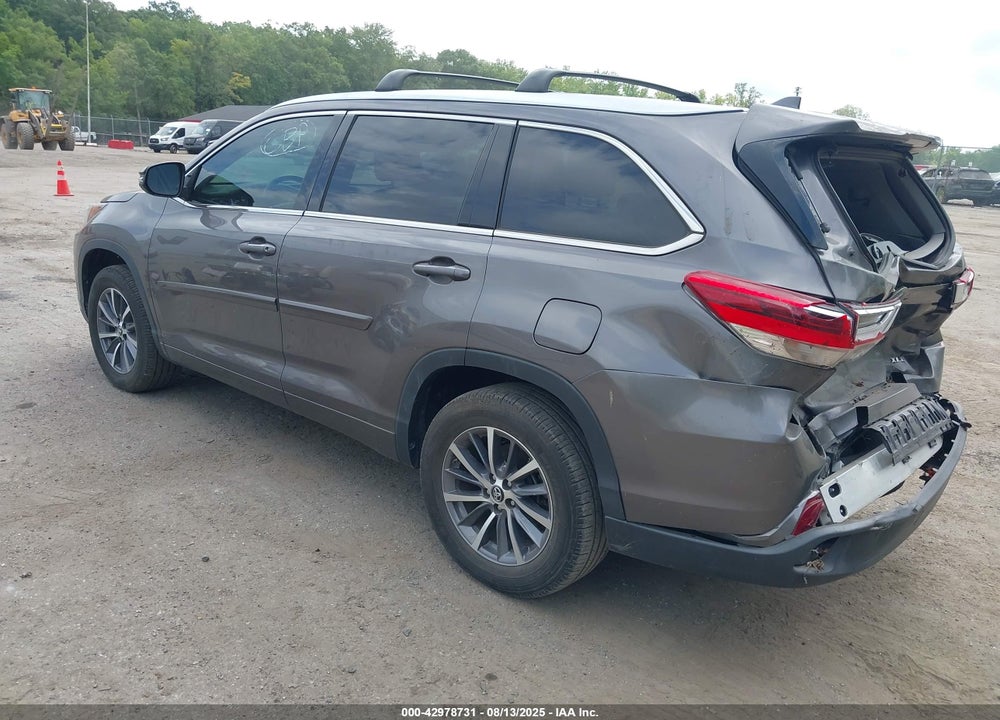 2017 TOYOTA HIGHLANDER VIN: 5TDKZRFH1HS514335