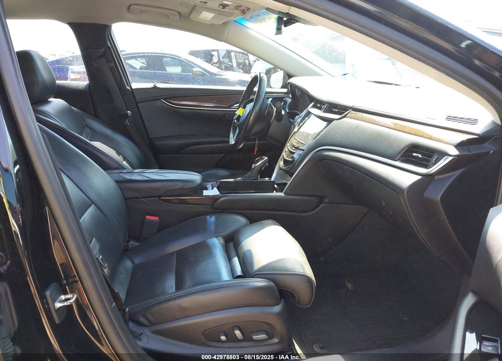 2014 CADILLAC XTS VIN: 2G61V5S85E9325703