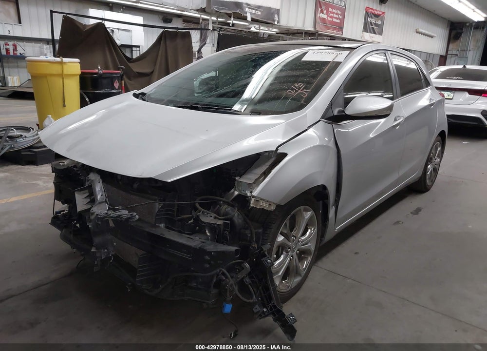 2015 HYUNDAI ELANTRA VIN: KMHD35LH7FU240182