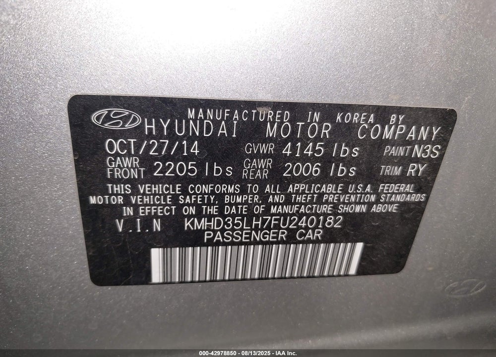 2015 HYUNDAI ELANTRA VIN: KMHD35LH7FU240182