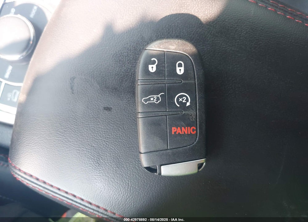 2021 JEEP GRAND CHEROKEE VIN: 1C4RJFLG4MC880091
