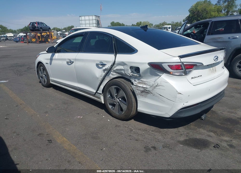 2016 HYUNDAI SONATA HYBRID VIN: KMHE34L15GA029227