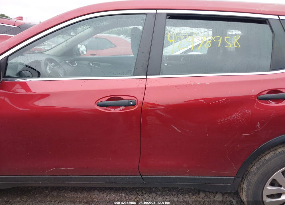 2016 NISSAN ROGUE VIN: KNMAT2MV4GP640775