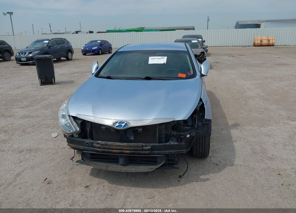 2011 HYUNDAI SONATA HYBRID VIN: KMHEC4A46BA018744