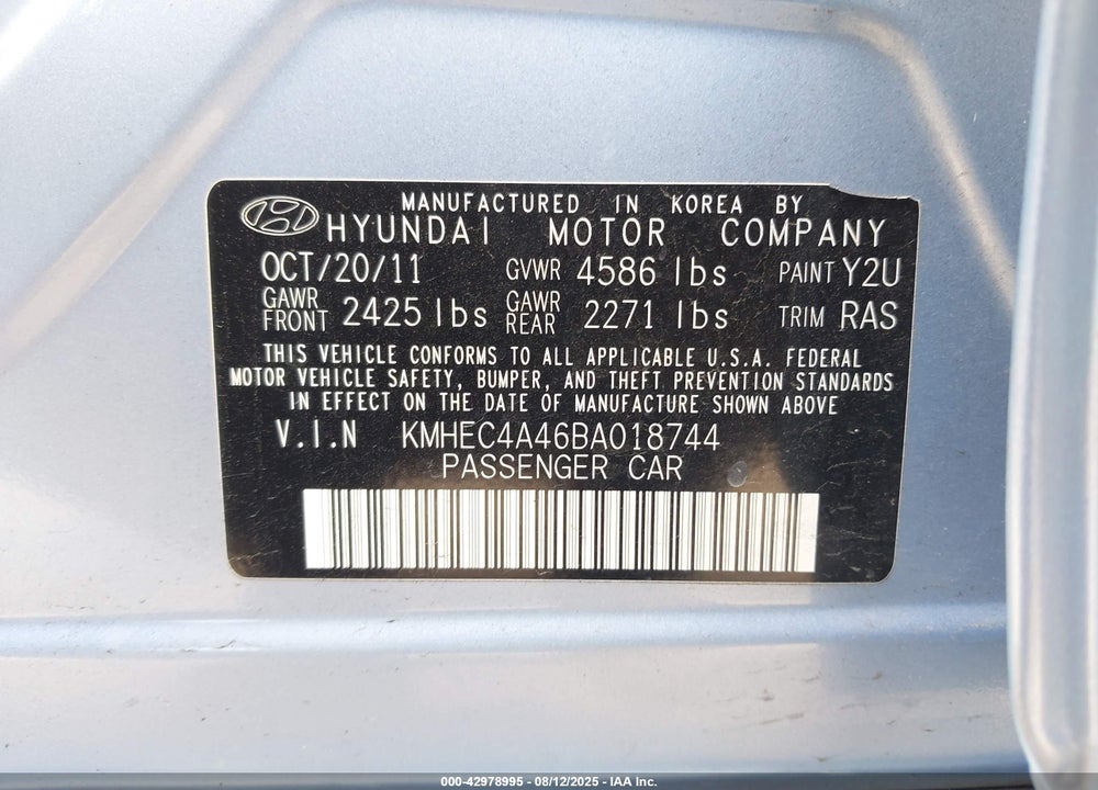 2011 HYUNDAI SONATA HYBRID VIN: KMHEC4A46BA018744