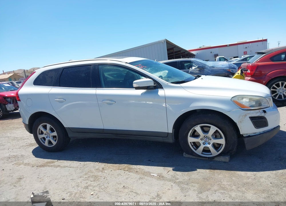 2012 VOLVO XC60 VIN: YV4940DL2C2297407