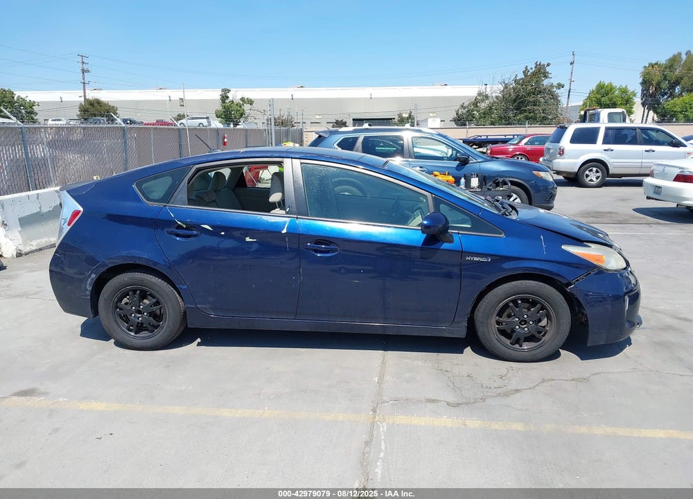 2013 TOYOTA PRIUS THREE VIN: JTDKN3DU4D1615899