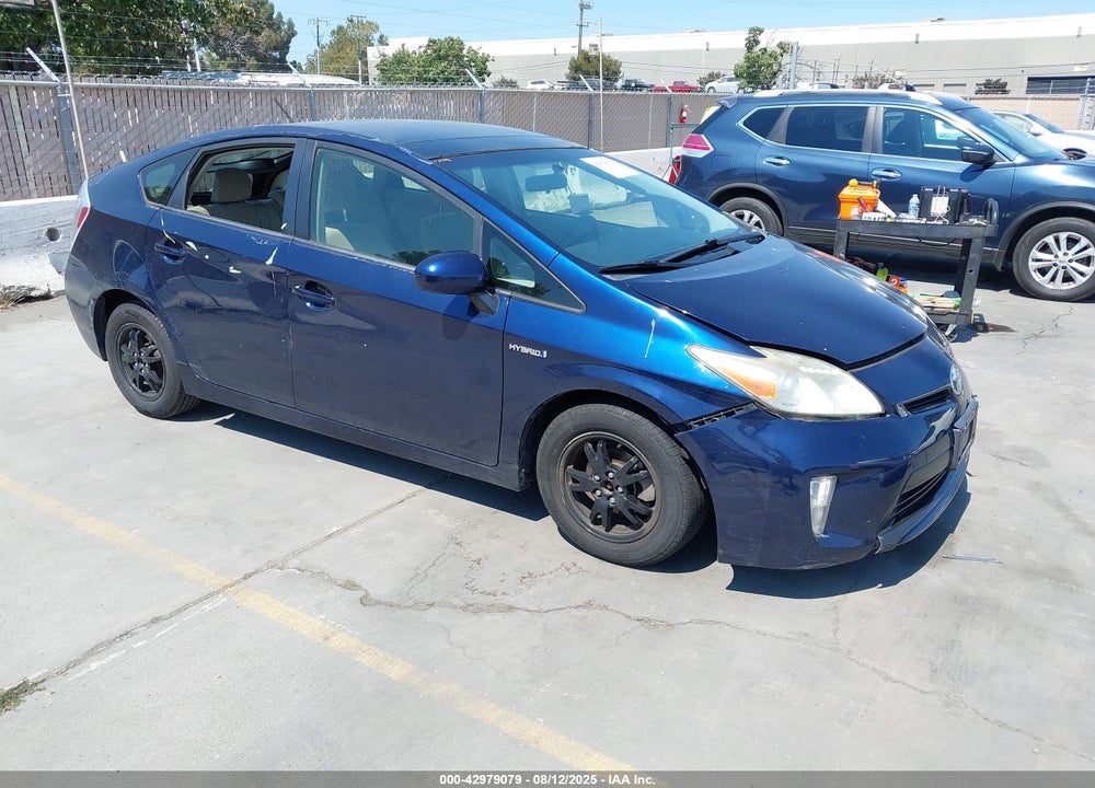2013 TOYOTA PRIUS THREE VIN: JTDKN3DU4D1615899