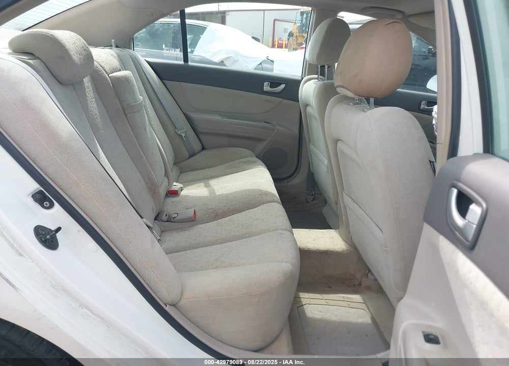 2007 HYUNDAI SONATA LIMITED/SE V6 VIN: 5NPEU46F77H270921