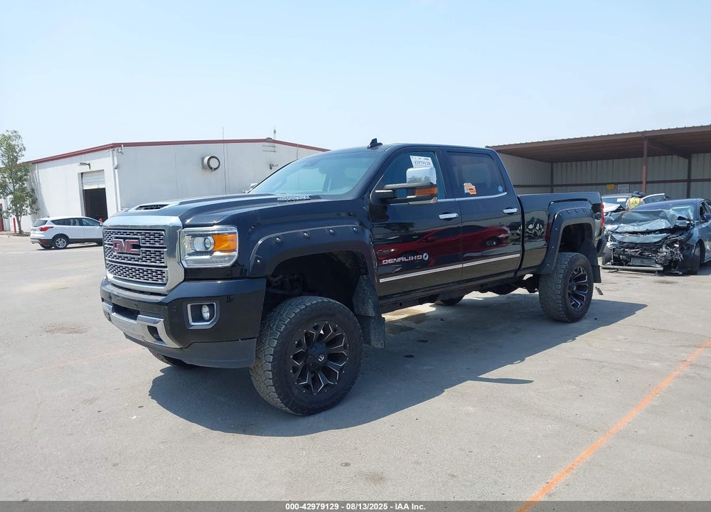 2018 GMC SIERRA 3500HD DENALI VIN: 1GT42YEY1JF127590