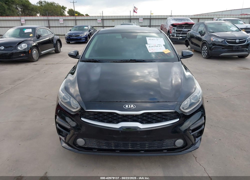 2019 KIA FORTE LXS VIN: 3KPF24AD5KE007016
