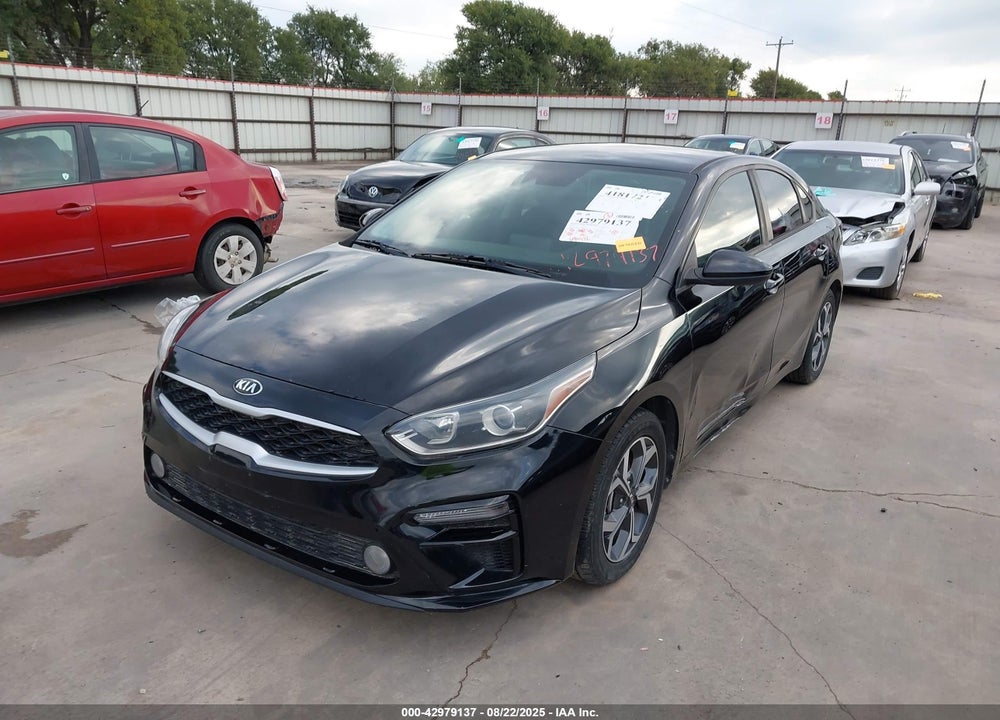 2019 KIA FORTE LXS VIN: 3KPF24AD5KE007016
