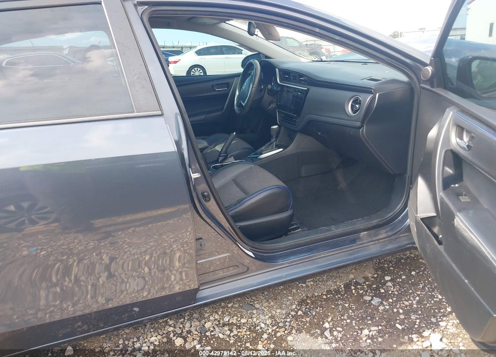 2017 TOYOTA COROLLA VIN: 5YFBURHE0HP661644