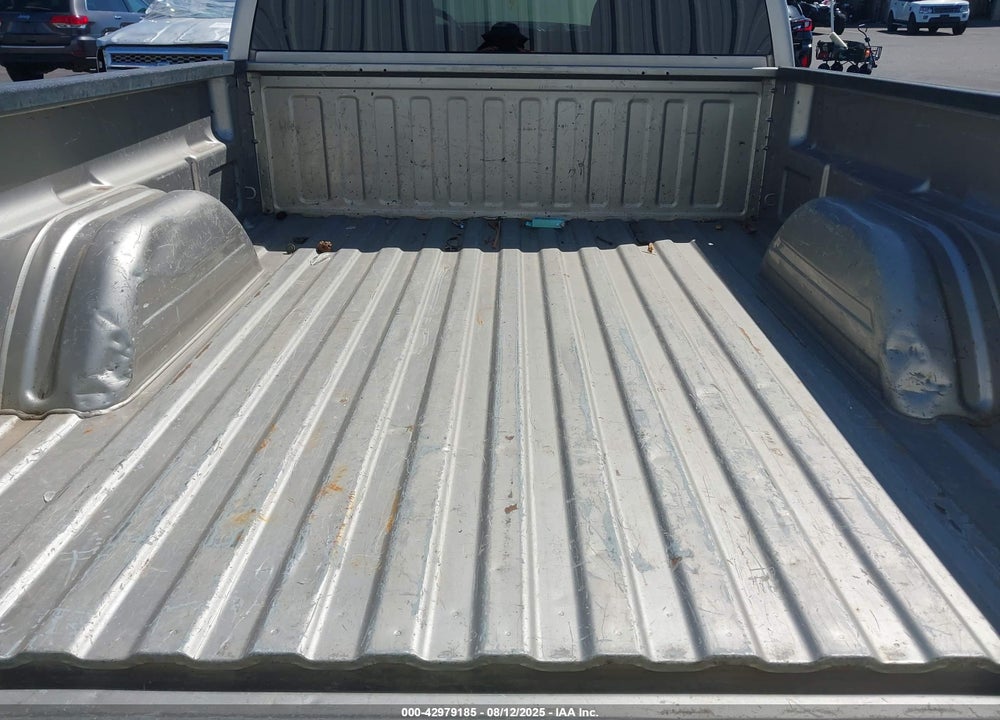 2001 CHEVROLET SILVERADO 1500 LS VIN: 1GCEK19T11E310360