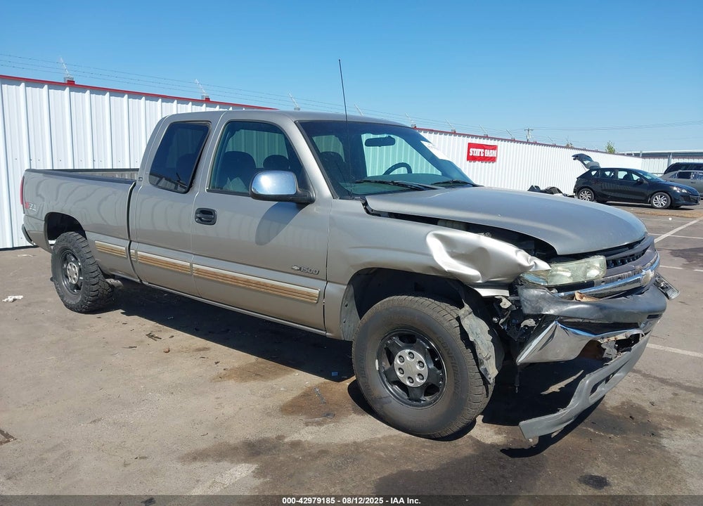 2001 CHEVROLET SILVERADO 1500 LS VIN: 1GCEK19T11E310360