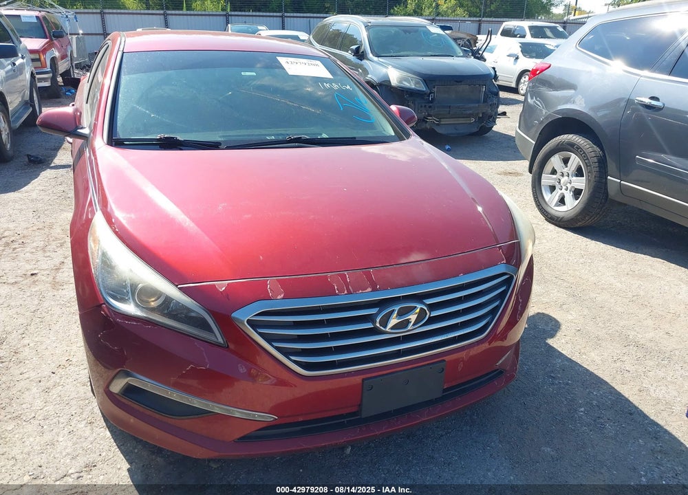 2015 HYUNDAI SONATA VIN: 5NPE24AF6FH241552