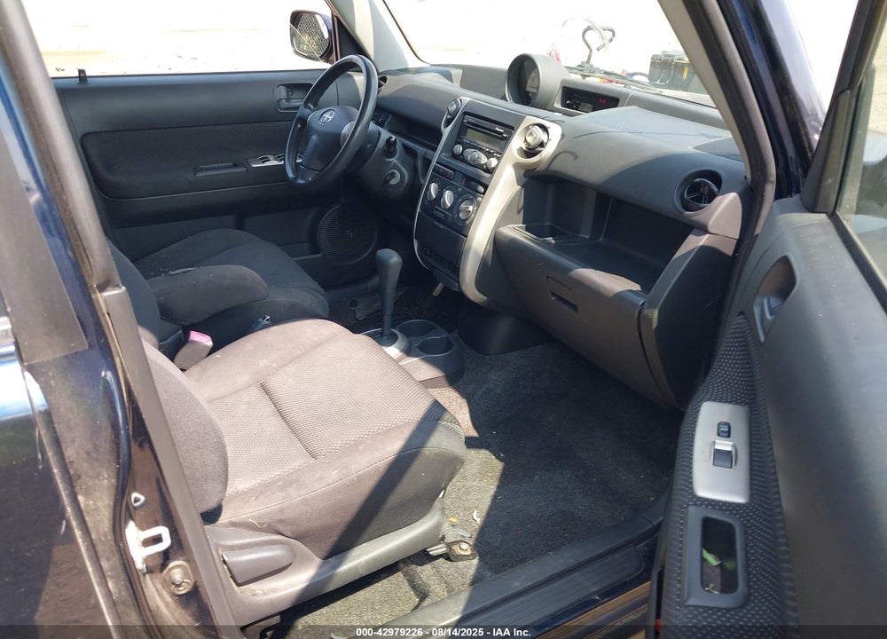 2006 SCION XB VIN: JTLKT324264056397