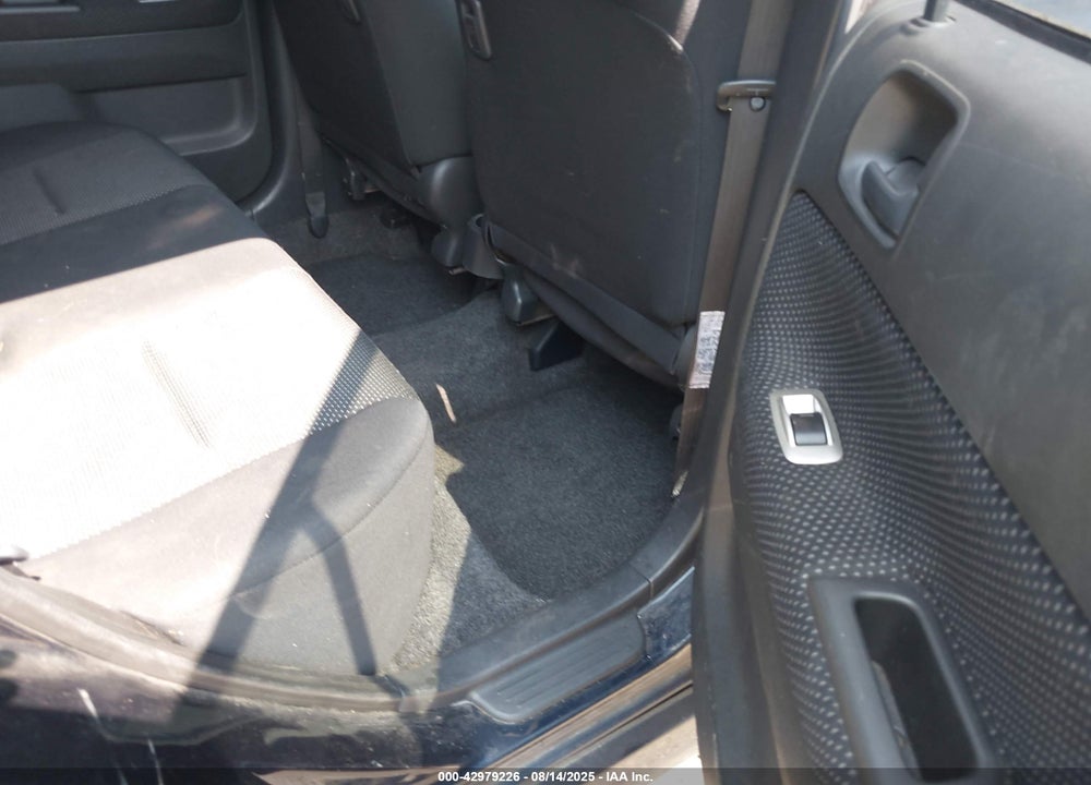 2006 SCION XB VIN: JTLKT324264056397