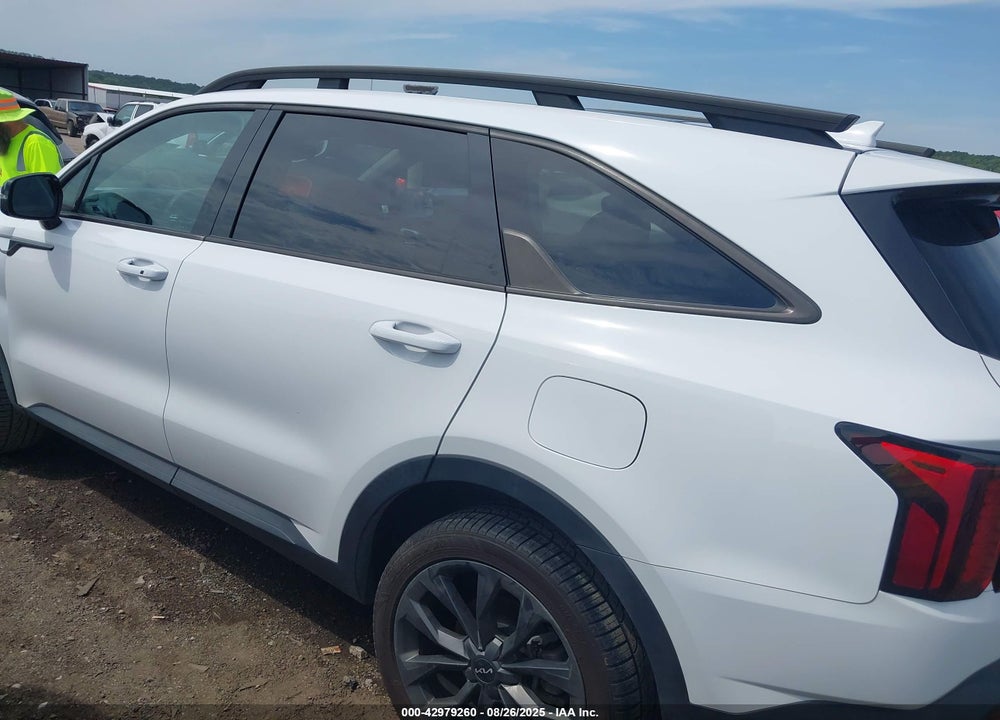 2022 KIA SORENTO VIN: 5XYRHDLF0NG119983