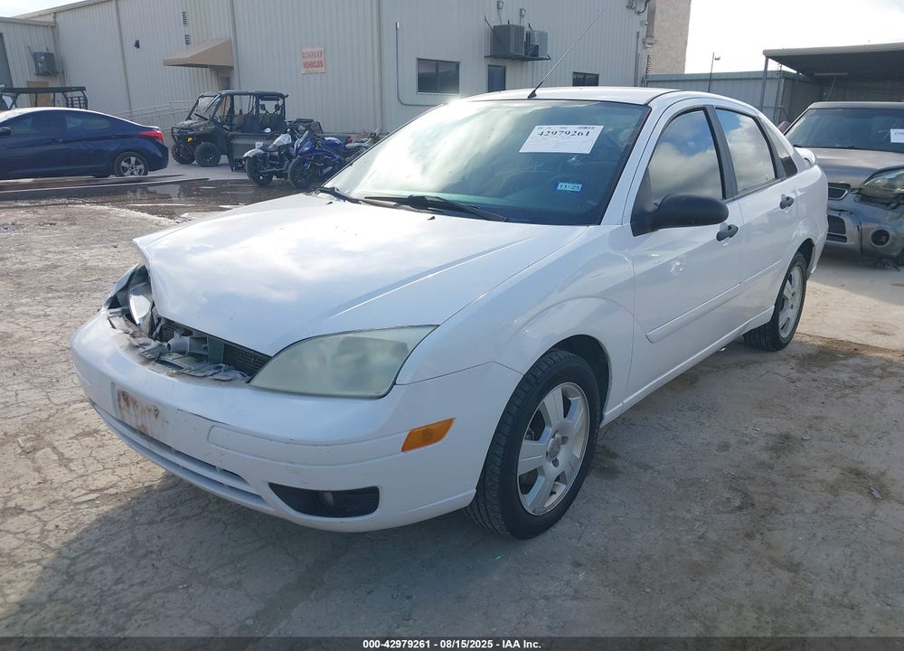 2007 FORD FOCUS S/SE/SES VIN: 1FAFP34N87W351460