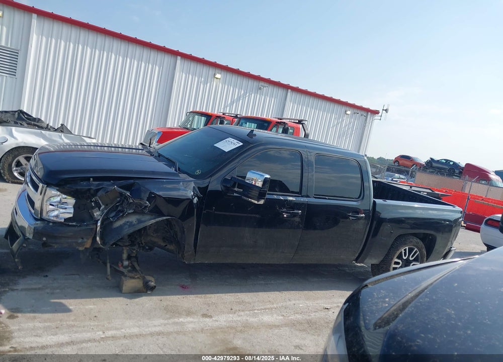 2011 CHEVROLET SILVERADO 1500 VIN: 3GCPKSE34BG381583