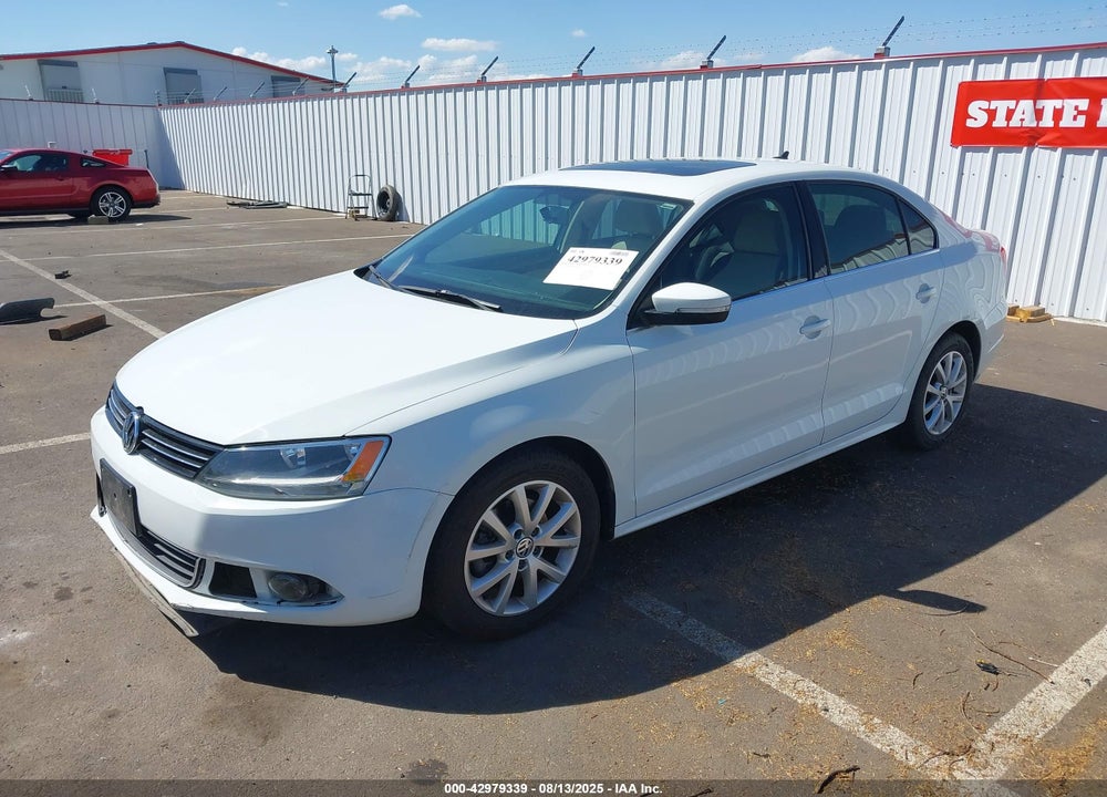 2014 VOLKSWAGEN JETTA VIN: 3VWL17AJ4EM419772