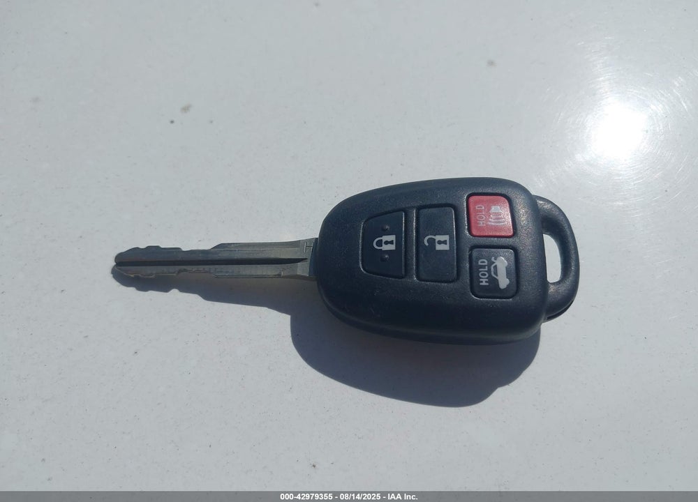 2015 TOYOTA COROLLA VIN: 5YFBURHE2FP340122