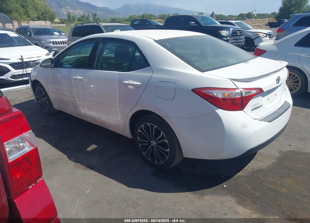 2015 TOYOTA COROLLA VIN: 5YFBURHE2FP340122