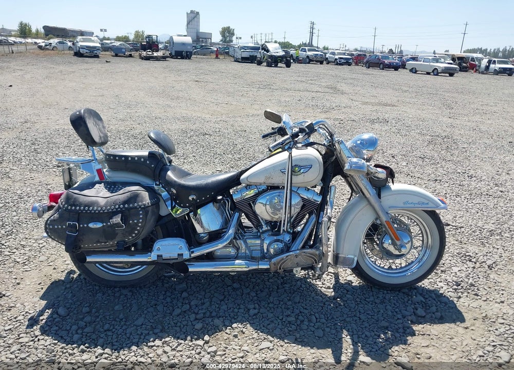 2003 HARLEY-DAVIDSON FLSTCI VIN: 1HD1BWB1X3Y105544