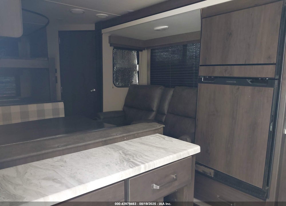 2021 GRAND DESIGN TRANSCEND XPLOR 261BH TRAVEL TRAILER VIN: 573TT3121M8813823