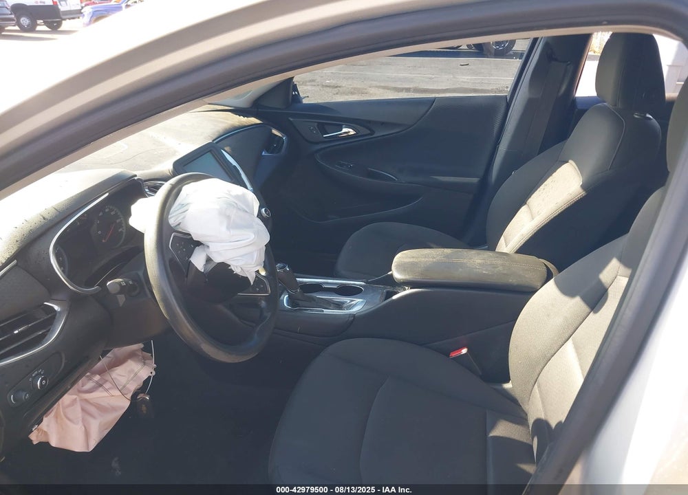 2018 CHEVROLET MALIBU LT VIN: 1G1ZD5ST8JF261965