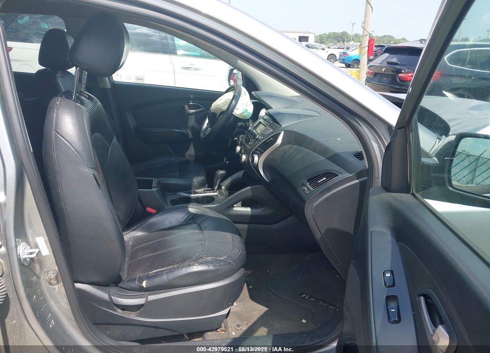 2012 HYUNDAI TUCSON LIMITED VIN: KM8JU3AC1CU374127