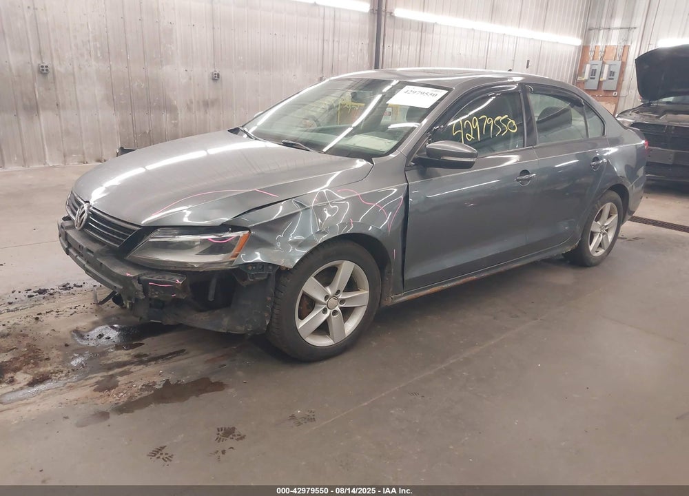 2011 VOLKSWAGEN JETTA VIN: 3VWLL7AJ1BM044770