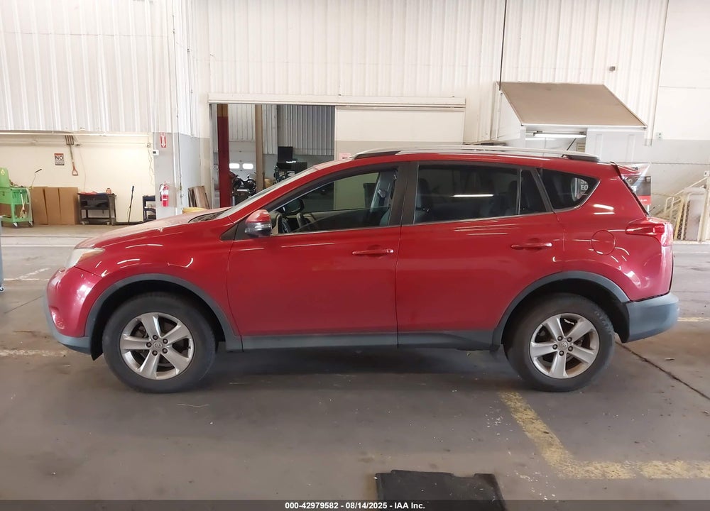 2013 TOYOTA RAV4 XLE VIN: 2T3WFREV4DW016642